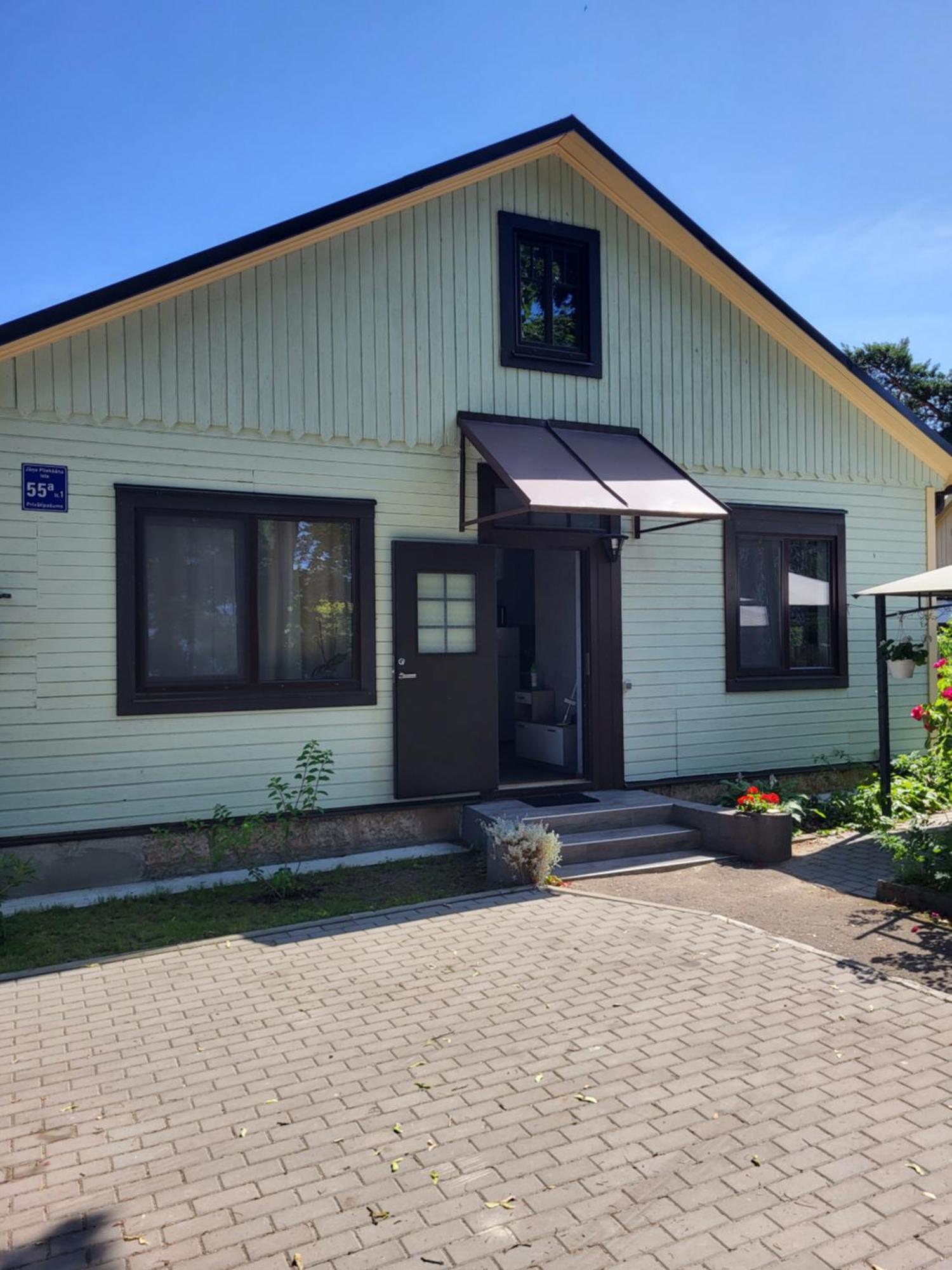 Guest House Sunny Jūrkalne Rum bild